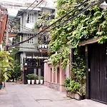 Cozy Minimalist Studio Near Bui Vien Walking Street, District 1