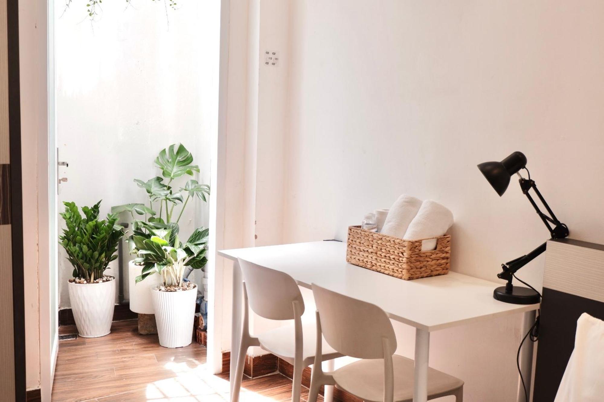 Cozy Minimalist Near Bui Vien Walking Street, District 1 * TP. Hồ Chí Minh
